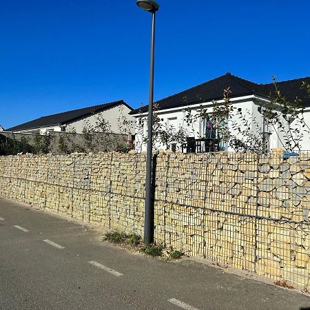 Chambre Privee/Climatisee+Tv /Petit Dejeuner Inclu/Tout Confort Nevers Exterior photo