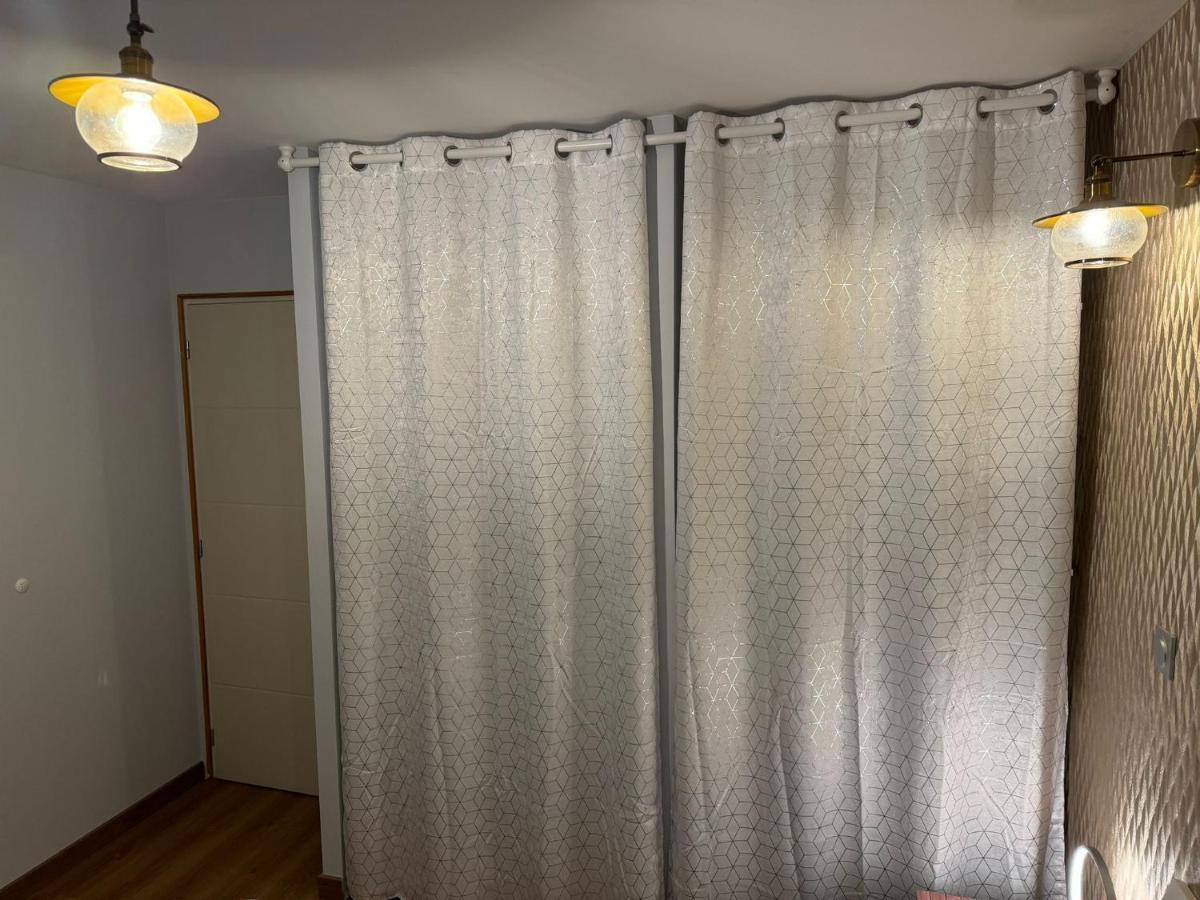 Chambre Privee/Climatisee+Tv /Petit Dejeuner Inclu/Tout Confort Nevers Exterior photo